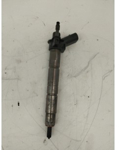 Recambio de inyector para bmw serie 1 coupe (e82) 120d referencia OEM IAM 779787705  