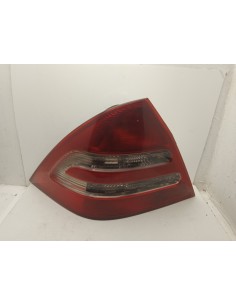 Recambio de piloto trasero izquierdo para mercedes-benz clase c (w203) berlina 2.2 cdi cat referencia OEM IAM 2038200164 RESTYLI