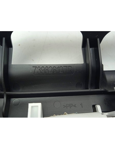 Recambio de luz interior para renault captur 1.3 tce referencia OEM IAM 264303010R  