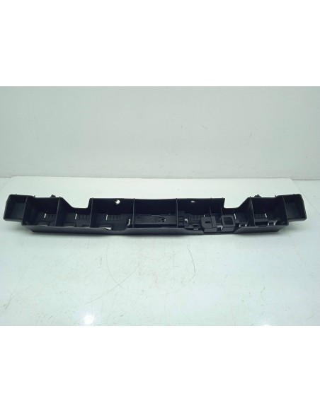 Recambio de plastico para renault captur 1.3 tce referencia OEM IAM 850425825R  
