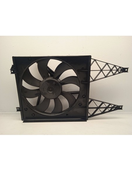 Recambio de electroventilador para volkswagen polo (9n3) advance referencia OEM IAM 885002206  