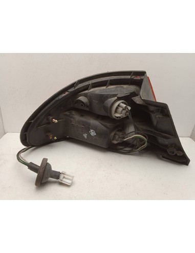Recambio de piloto trasero derecho para mazda 323 berlina c/f/s (ba) referencia OEM IAM 113027B 5 PUERTAS 