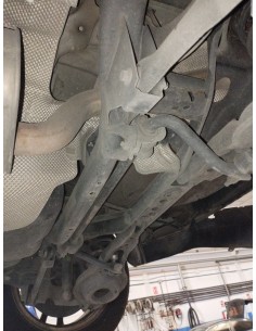 Recambio de puente trasero para ford focus lim. (cb8) 1.6 tdci cat referencia OEM IAM 1830929  