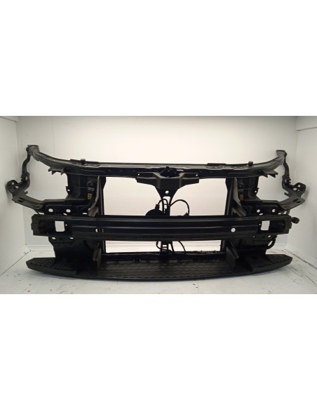 Recambio de panel frontal para hyundai i30cw 1.6 crdi cat referencia OEM IAM 641012L000  