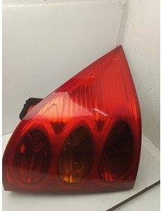 Recambio de piloto trasero izquierdo para peugeot 1007 1.4 hdi referencia OEM IAM 6350V5  