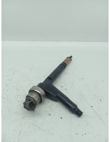 Recambio de inyector para opel meriva blue line referencia OEM IAM 8973138612 DENSO 