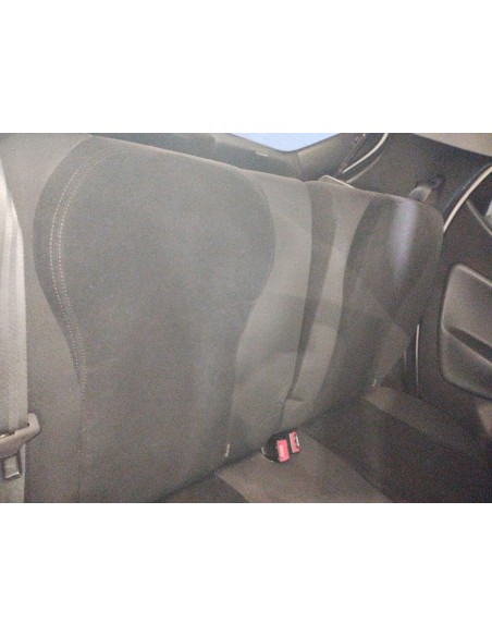 Recambio de asientos traseros para lancia ypsilon (402) 1.2 cat referencia OEM IAM   