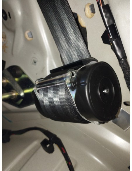 Recambio de cinturon seguridad trasero derecho para lancia ypsilon (402) 1.2 cat referencia OEM IAM 617532300A  