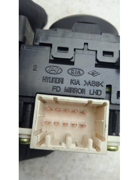 Recambio de mando retrovisor para hyundai i30cw 1.6 crdi cat referencia OEM IAM   