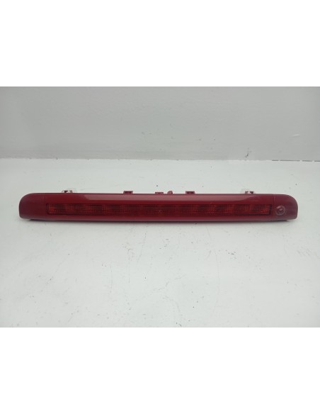 Recambio de luz central de freno para fiat panda (319) red referencia OEM IAM 52174568  