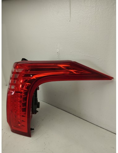 Recambio de piloto trasero derecho para peugeot 5008 sport pack referencia OEM IAM 9672666680  