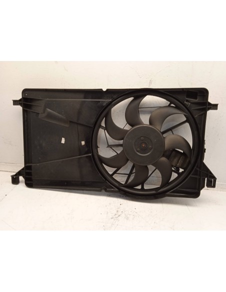 Recambio de electroventilador para ford focus berlina (cap) 1.6 tdci cat referencia OEM IAM 1137328148  