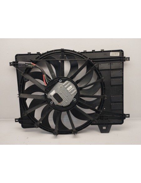 Recambio de electroventilador para land rover range rover evoque evoque referencia OEM IAM GJ328C607BB  