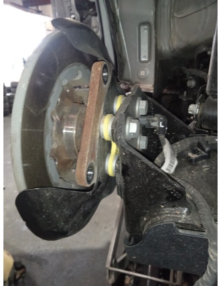 Recambio de mangueta trasera izquierda para ds 3 crossback so chic referencia OEM IAM 9822539980  
