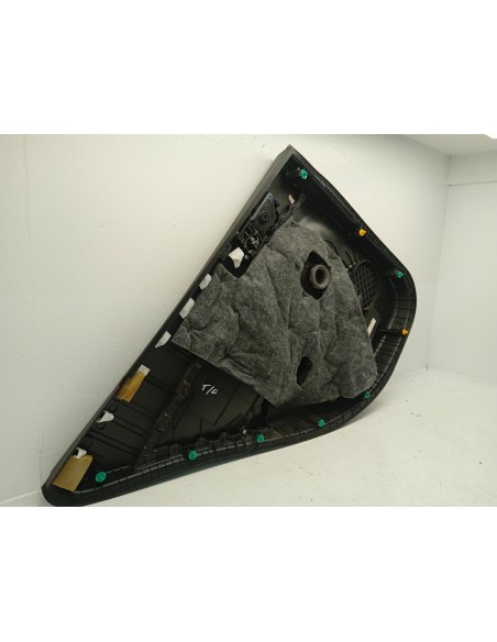 Recambio de guarnecido puerta trasera derecha para hyundai i20 fresh referencia OEM IAM 83340C8000  