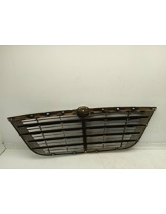 Recambio de rejilla delantera para ssangyong rodius 2.7 turbodiesel cat referencia OEM IAM CROMADA   2