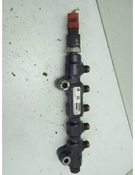 Recambio de rampa inyectora para ford fiesta (cbk) 1.4 tdci cat referencia OEM IAM 9642503380  