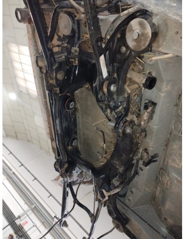 Recambio de puente trasero para land rover range rover evoque evoque referencia OEM IAM LR072077  