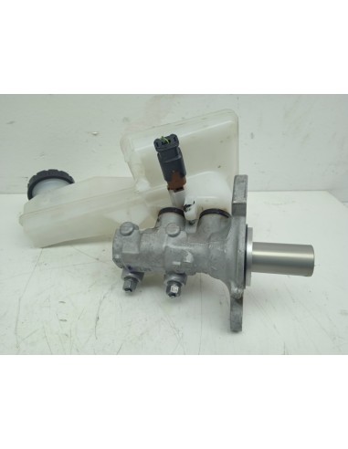 Recambio de bomba freno para ds 3 crossback so chic referencia OEM IAM 1643581380  
