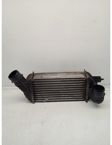 Recambio de intercooler para peugeot 5008 sport pack referencia OEM IAM 9673015780  
