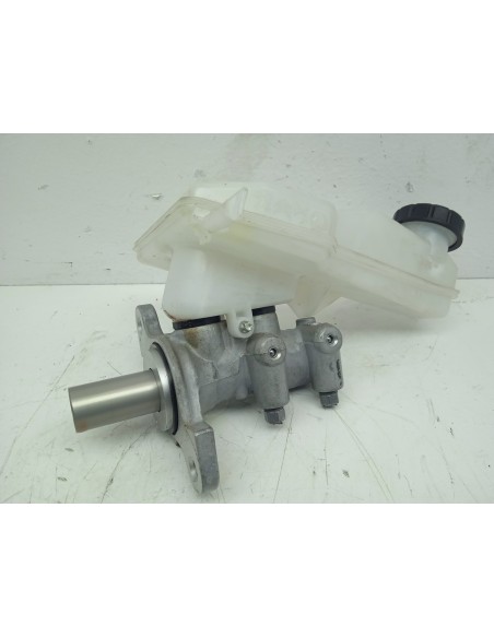 Recambio de bomba freno para ds 3 crossback so chic referencia OEM IAM 1643581380  