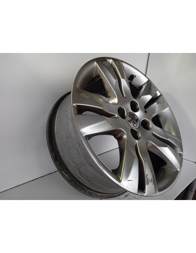Recambio de llanta para peugeot 5008 sport pack referencia OEM IAM 9685737280  