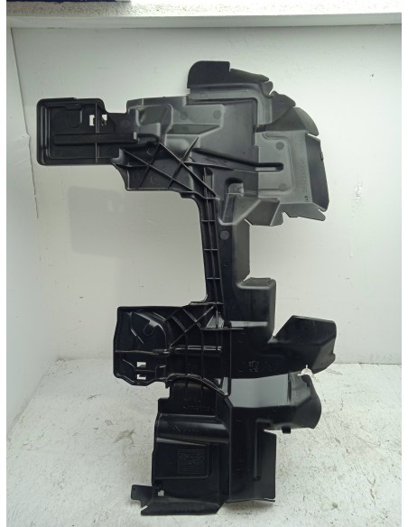 Recambio de plastico para ds 3 crossback so chic referencia OEM IAM 9820777680  