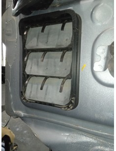 Recambio de plastico para ds 3 crossback so chic referencia OEM IAM  IZQUIERDO  2