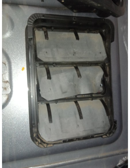 Recambio de plastico para ds 3 crossback so chic referencia OEM IAM  DHC 