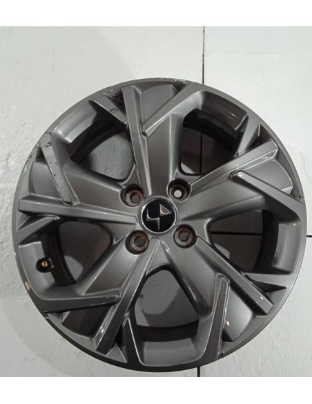Recambio de llanta para ds 3 crossback so chic referencia OEM IAM 9825287080  
