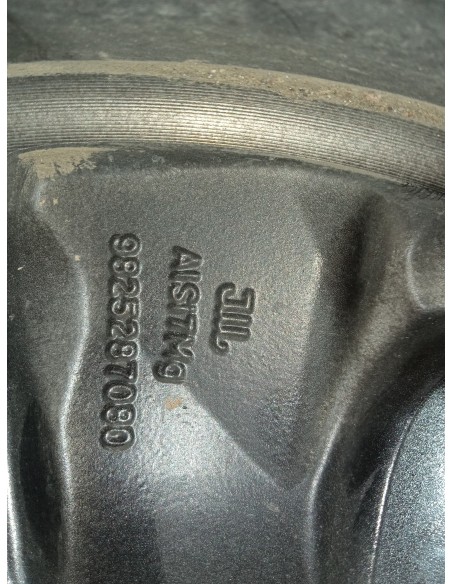 Recambio de llanta para ds 3 crossback so chic referencia OEM IAM 9825287080  