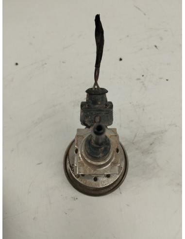 Recambio de inyector para land rover range rover evoque evoque referencia OEM IAM 04440210501  