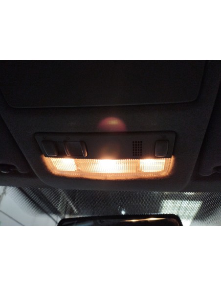 Recambio de luz interior para skoda fabia (5j2 ) 1.2 referencia OEM IAM 3B0947105C  
