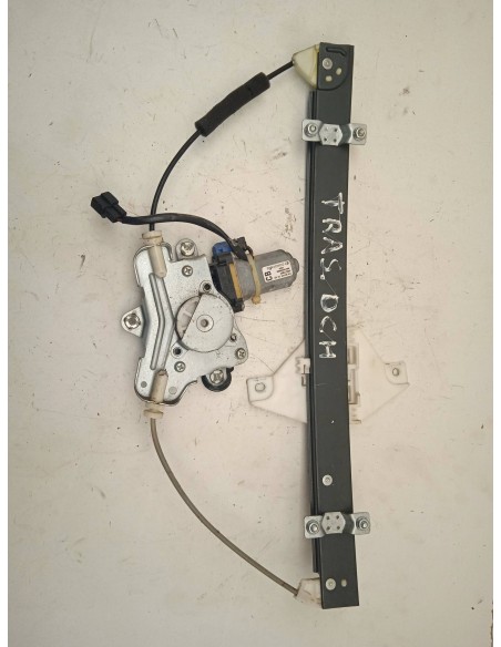 Recambio de elevalunas trasero derecho para chevrolet captiva 2.0 diesel cat referencia OEM IAM   