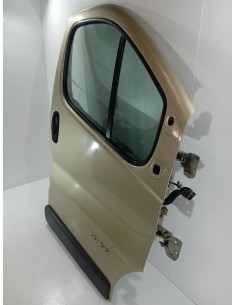 Recambio de puerta delantera derecha para renault trafic combi (ab 4.01) 6 - plazas, acristalado parcial 2,9t combi corto refere 2