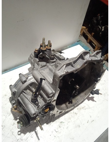 Recambio de caja cambios para kia carens 1.8 cat referencia OEM IAM K2A5  