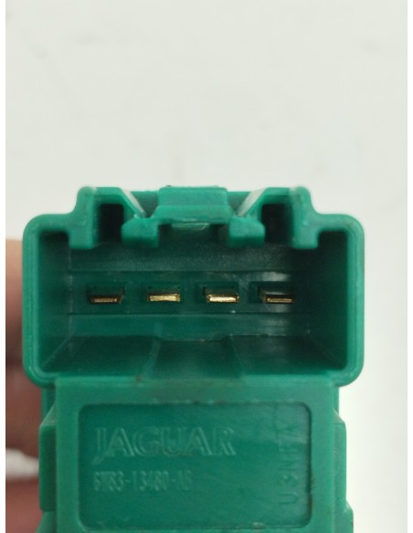 Recambio de modulo electronico para land rover range rover evoque evoque referencia OEM IAM 6W8313480AB  
