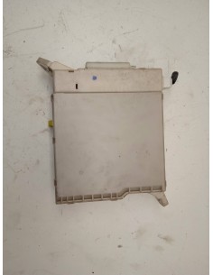 Recambio de modulo electronico para lexus is200 (ds2/is2) d-cat referencia OEM IAM 8273053050  