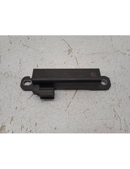 Recambio de modulo electronico para honda civic lim.5 (fk) 2.0 vtec cat referencia OEM IAM A2C32823700  