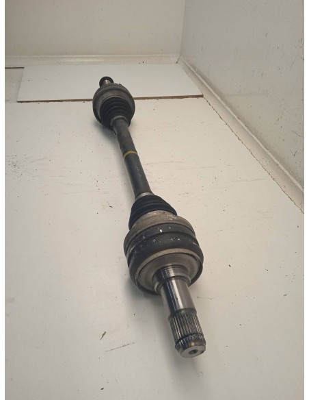 Recambio de transmision trasera izquierda para lexus is200 (ds2/is2) d-cat referencia OEM IAM 4234030160  