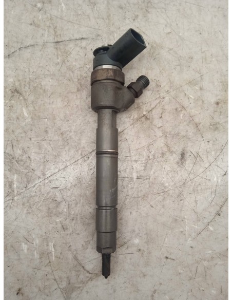 Recambio de inyector para smart forfour 1.5 cdi cat referencia OEM IAM 0445110167  