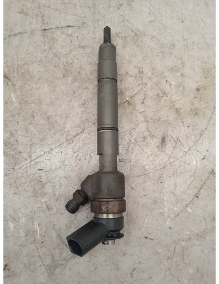Recambio de inyector para smart forfour 1.5 cdi cat referencia OEM IAM 0445110167  
