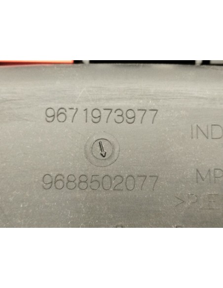 Recambio de luz interior para ds 4 style referencia OEM IAM 9671973977  