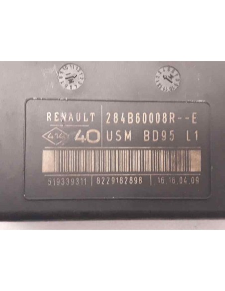 Recambio de modulo electronico para renault megane iii berlina 5 p 1.5 dci diesel referencia OEM IAM 284B60008RE  
