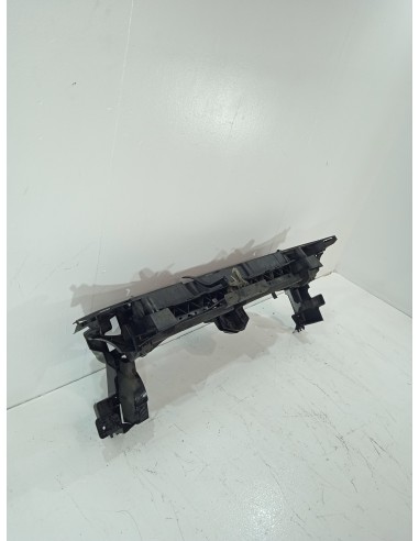 Recambio de panel frontal para peugeot 3008 sport pack referencia OEM IAM 742238  