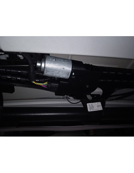 Recambio de techo electrico para peugeot 3008 sport pack referencia OEM IAM 96840895BJ  