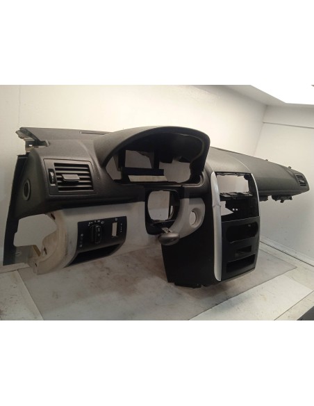 Recambio de salpicadero para mercedes-benz clase a (w169) 2.0 cdi cat referencia OEM IAM   