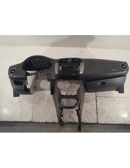 Recambio de salpicadero para fiat bravo (198) 1.4 16v turbo referencia OEM IAM   