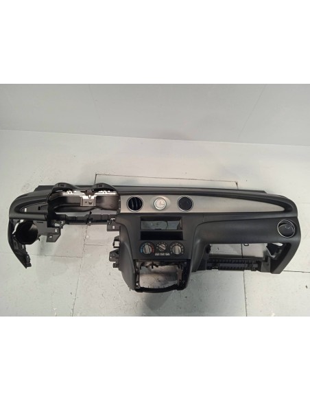 Recambio de salpicadero para mitsubishi outlander (cu0w) 2.0 cat referencia OEM IAM  201913 