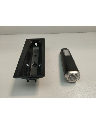 Recambio de luz interior para ds 4 style referencia OEM IAM 9660367080  
